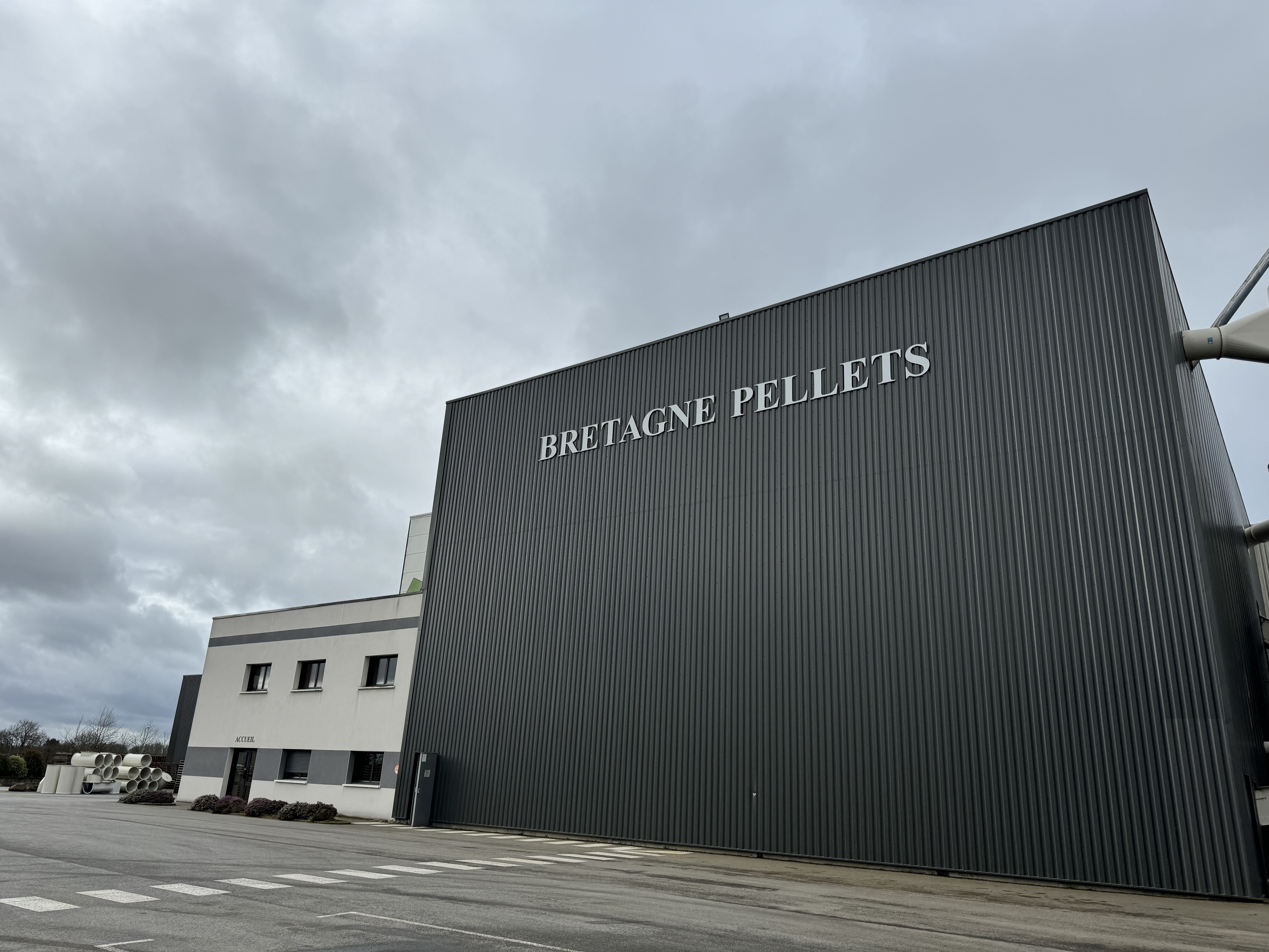 Visite de Bretagne Pellets à Mauron avec l’Antenne du Graal